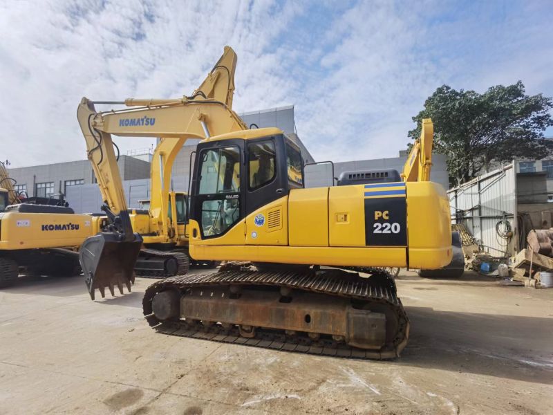 One Unit Used Komatsu Excavator PC220-7 for sale to Ghana